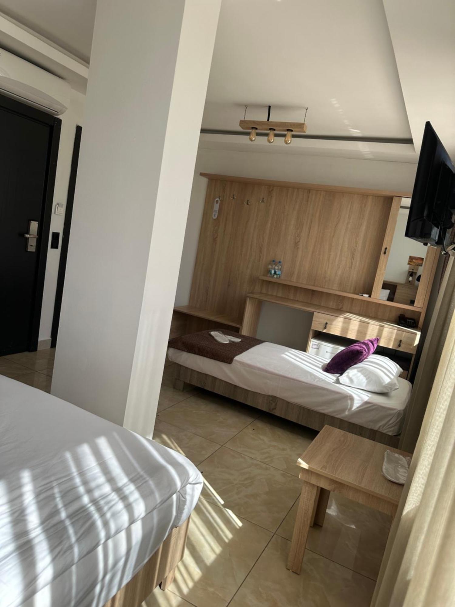 Beyondiest Hotel Antalya Rum bild
